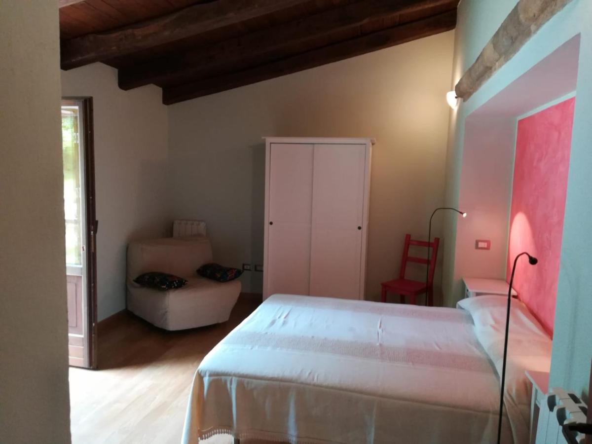 Bed and Breakfast La Colombaia Cascia Exterior foto