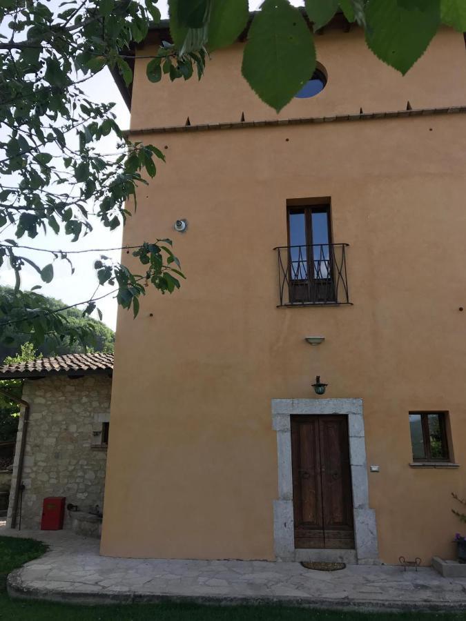 Bed and Breakfast La Colombaia Cascia Exterior foto
